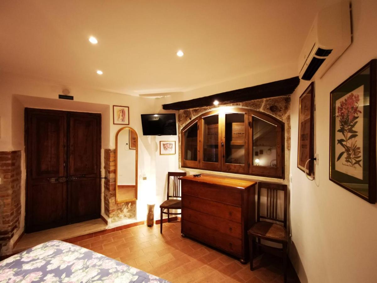 "Il Nido" Apartment Sermoneta Exterior photo